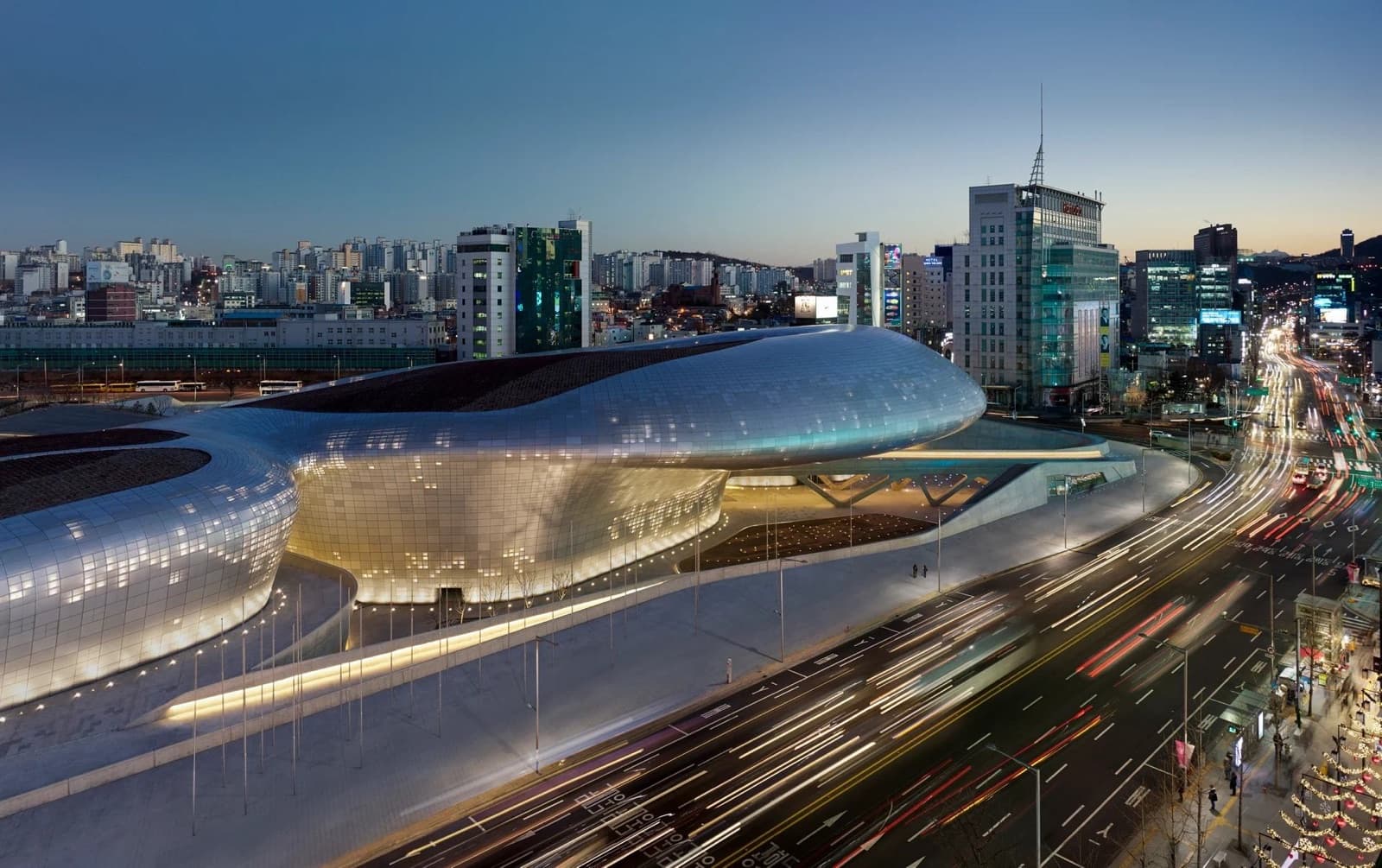 Dongdaemun Design Plaza (DDP)